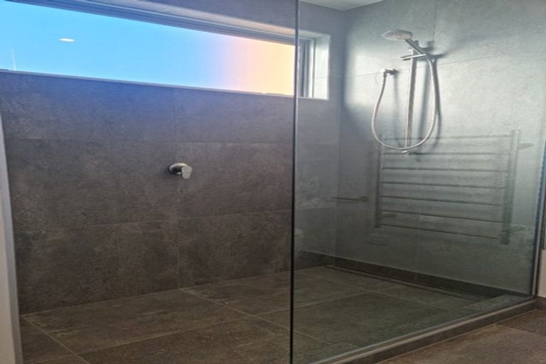 Photo of property in 2/173 Edgeware Road, Edgeware, Christchurch, 8013