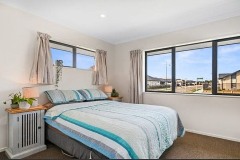 Photo of property in 121 Infinity Drive, Pegasus, 7612