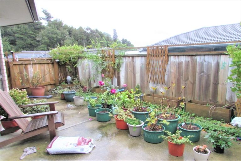 Photo of property in 23 Aragon Grove, Kingsley Heights, Upper Hutt, 5018