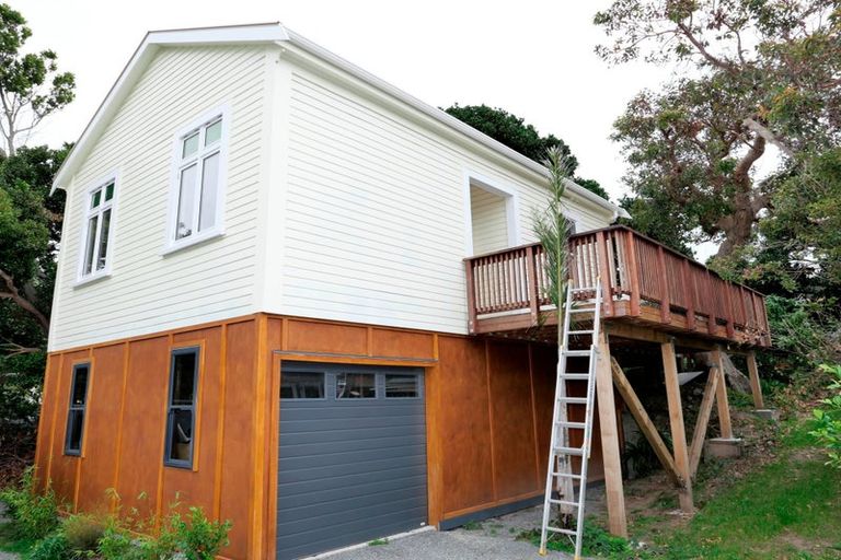 Photo of property in 18 Ocean Road, Paekakariki, 5034