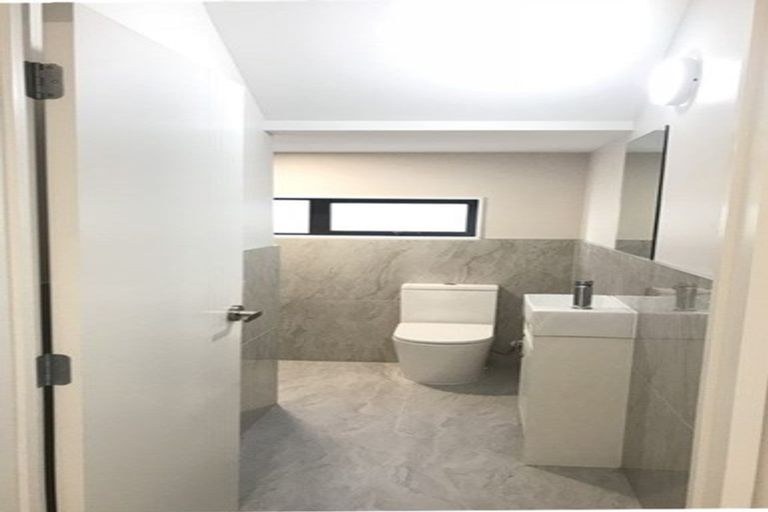 Photo of property in 8 Drover Close, Flat Bush, Auckland, 2019