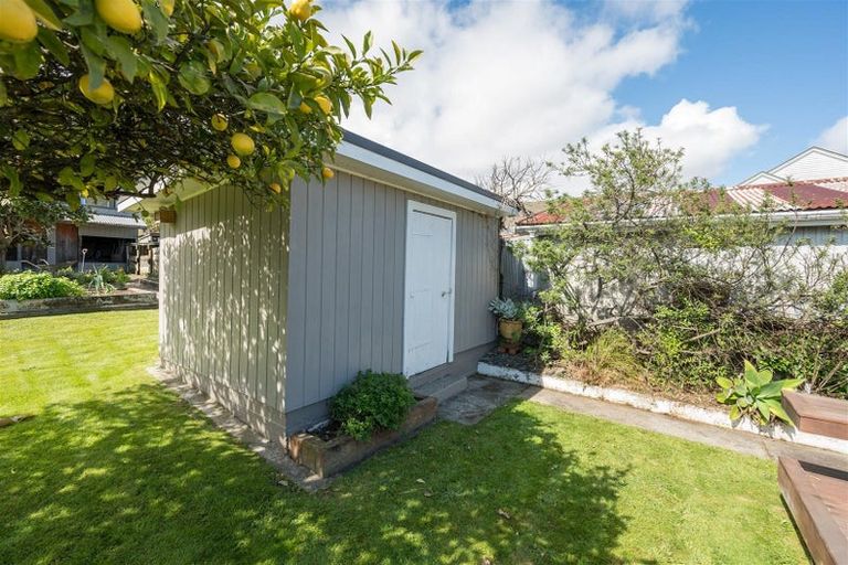 Photo of property in 171 Kawai Street South, Nelson South, Nelson, 7010