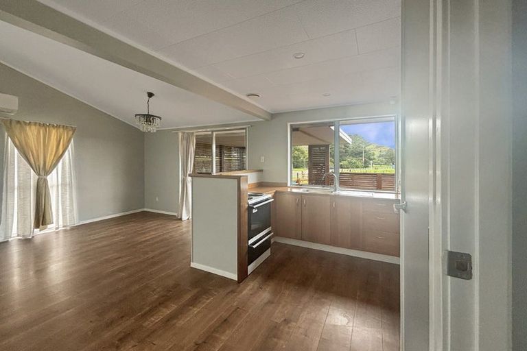 Photo of property in 829 Pataua South Road, Pataua South, Onerahi, 0192