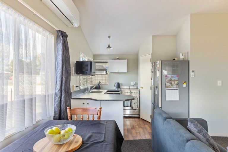 Photo of property in 16a Maire Street, Inglewood, 4330