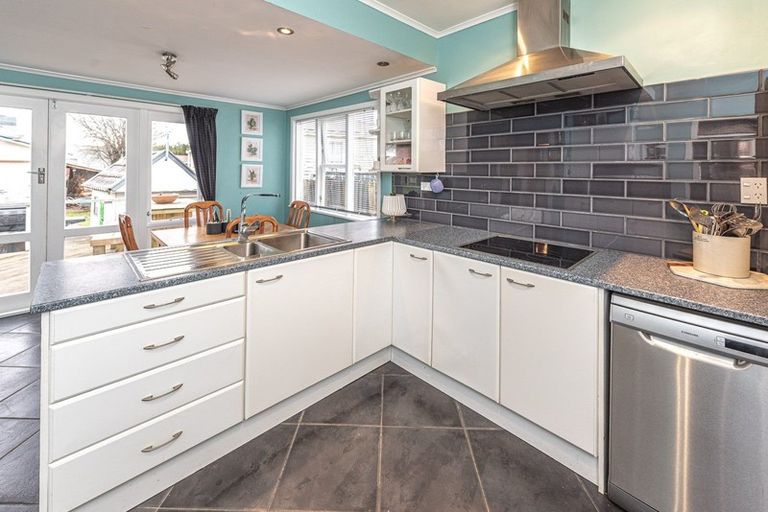 Photo of property in 19 Kaikokopu Road, Aramoho, Whanganui, 4500