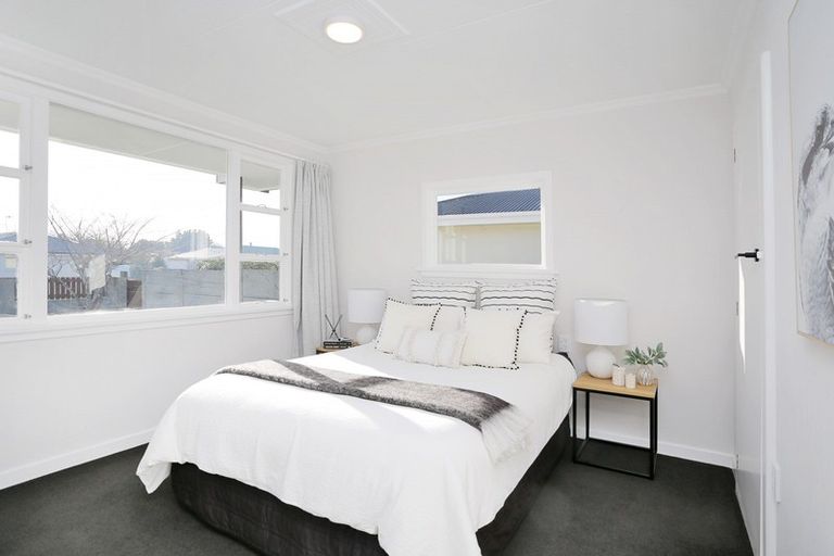 Photo of property in 27 Holloway Street, Waikiwi, Invercargill, 9810