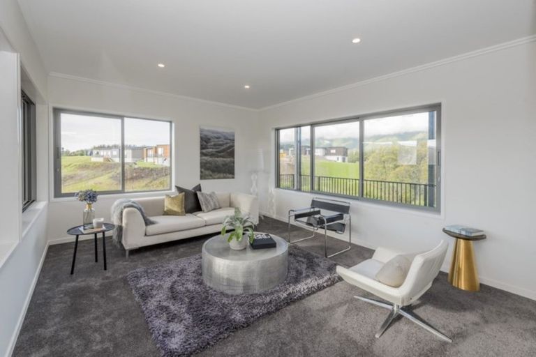 Photo of property in 3 Lamont Place, Waikanae, 5036