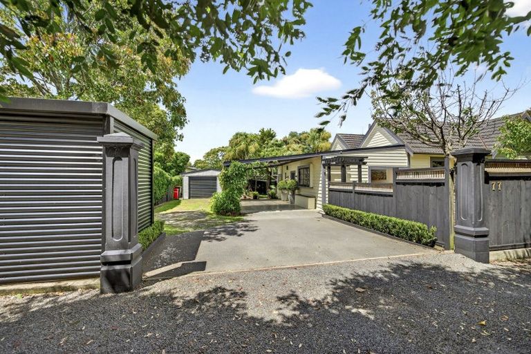 Photo of property in 77 Pahiatua Street, Hokowhitu, Palmerston North, 4410