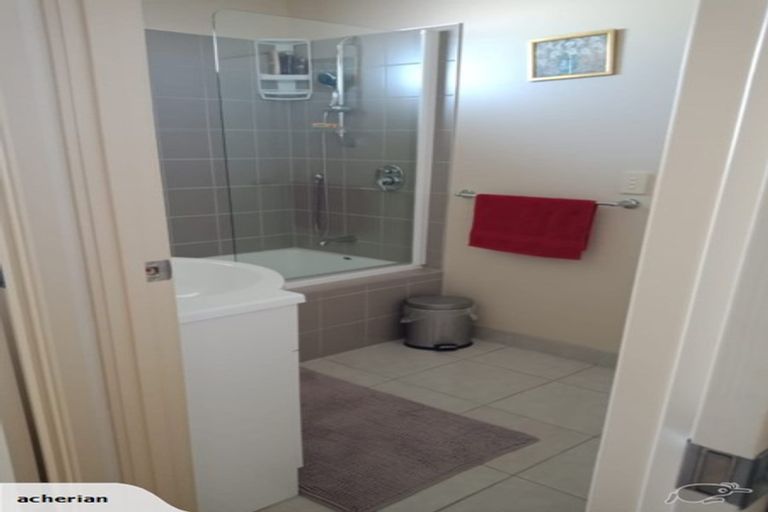 Photo of property in 143a Royal Road, Massey, Auckland, 0614