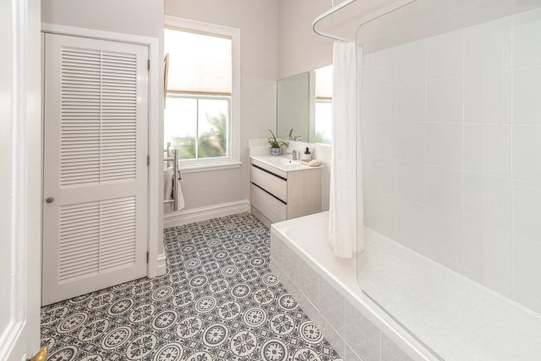 Photo of property in 12 Gloucester Street, Whanganui, 4500