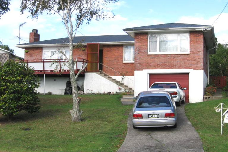 Photo of property in 37 Glen Marine Parade, Glendene, Auckland, 0602