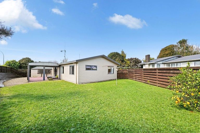 Photo of property in 8 Brough Place, St Andrews, Hamilton, 3200