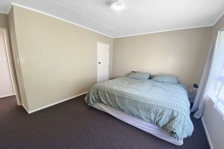 Photo of property in 97 Benmore Avenue, Cloverlea, Palmerston North, 4412