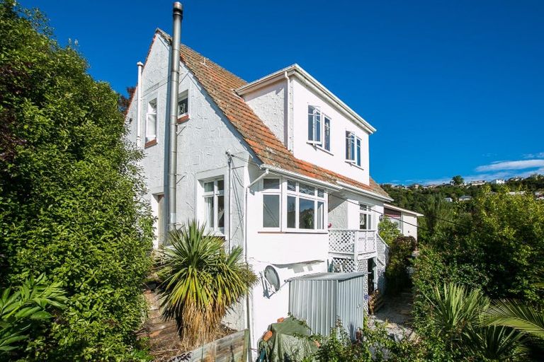 Photo of property in 32 Motu Street, Saint Clair, Dunedin, 9012