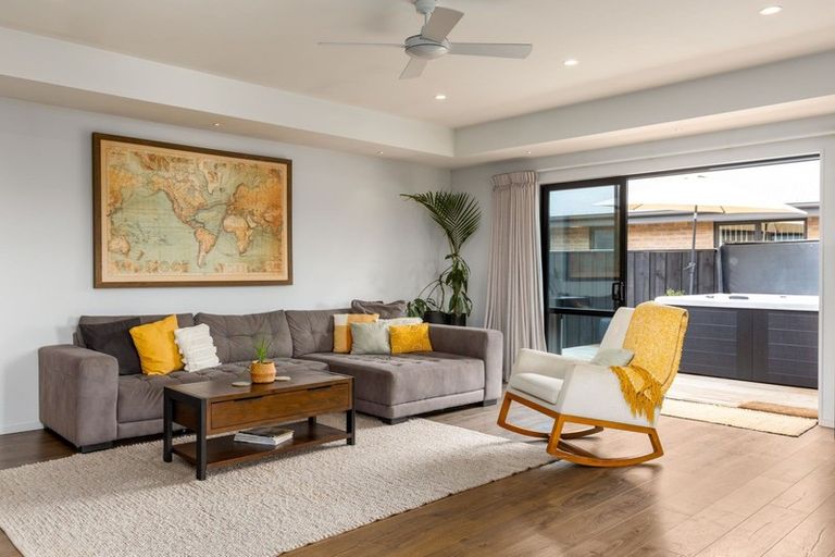 Photo of property in 17 Aroha Street, Pegasus, 7612