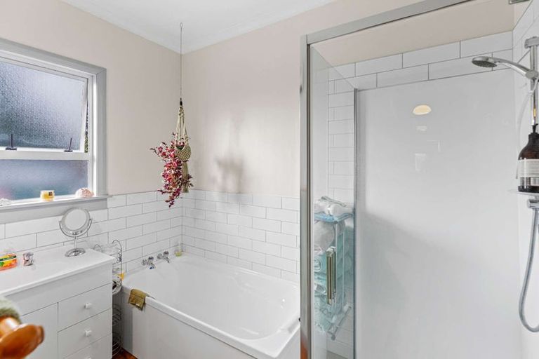 Photo of property in 16 Toi Street, Tawhero, Whanganui, 4501