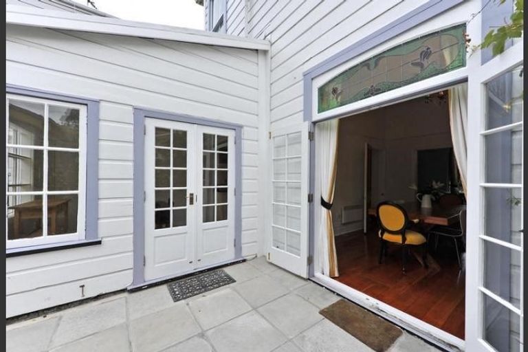 Photo of property in 86 Tinakori Road, Thorndon, Wellington, 6011