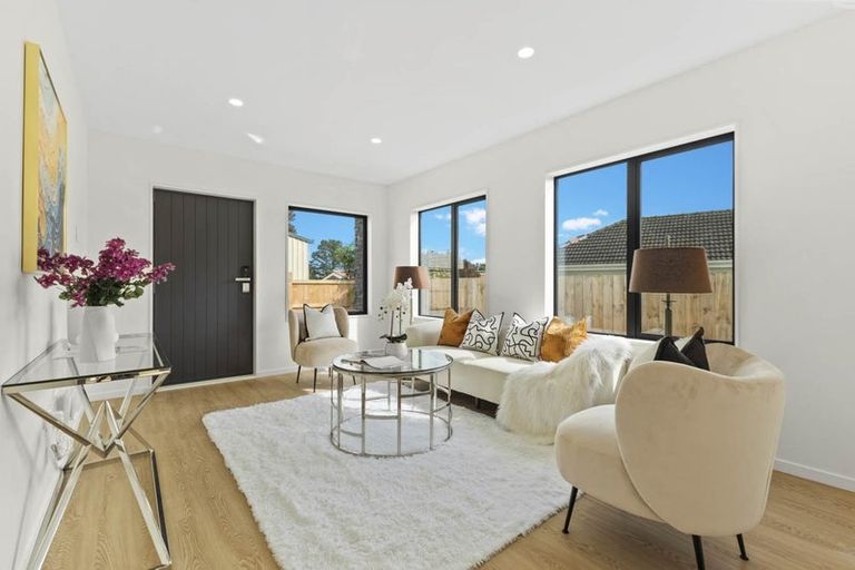 Photo of property in 9d Lismore Place, Papatoetoe, Auckland, 2025