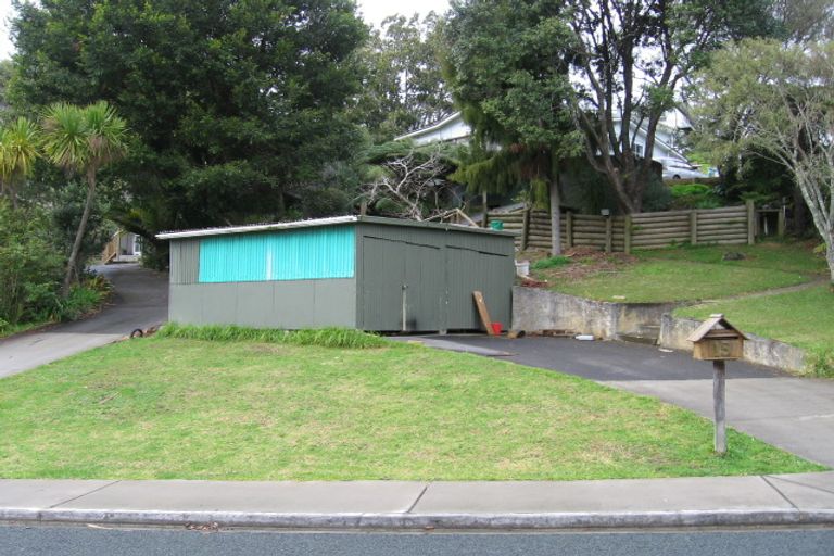 Photo of property in 15 Snapper Road, Stillwater, Silverdale, 0993