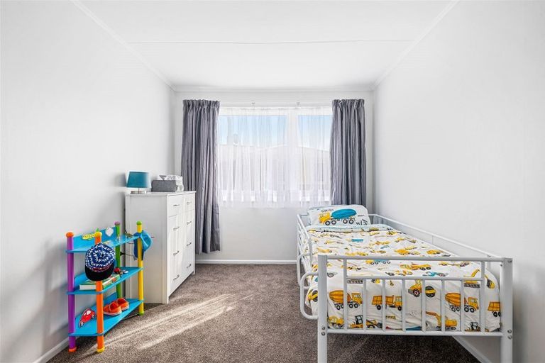 Photo of property in 108 Corinna Street, Waitangirua, Porirua, 5024