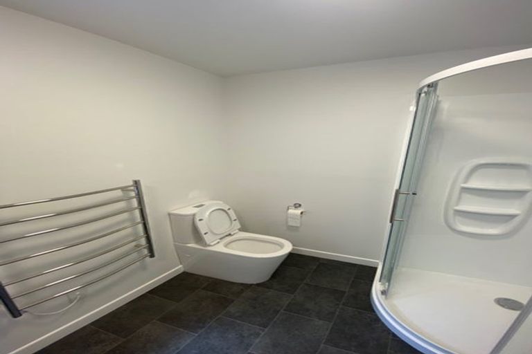 Photo of property in 100 Linwood Avenue, Linwood, Christchurch, 8011