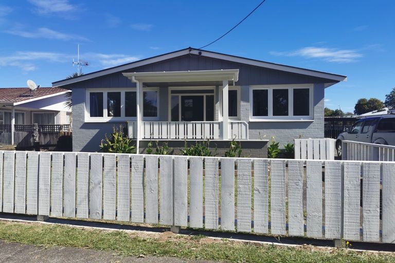 Photo of property in 35 Alexander Avenue, Onekawa, Napier, 4110