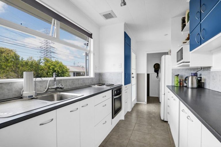 Photo of property in 18 Saxton Road, Upper Vogeltown, New Plymouth, 4310