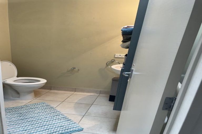 Photo of property in 36 Kirikiri Lane, East Tamaki, Auckland, 2013