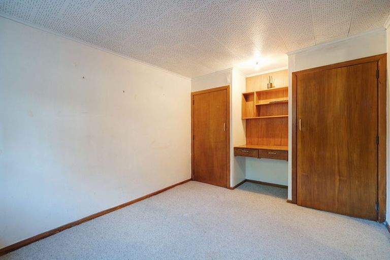 Photo of property in 18 Millbrook Road, Henderson, Auckland, 0612