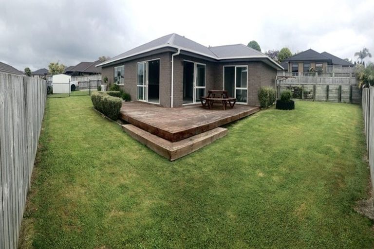 Photo of property in 12 Allanah Place, Te Puke, 3119