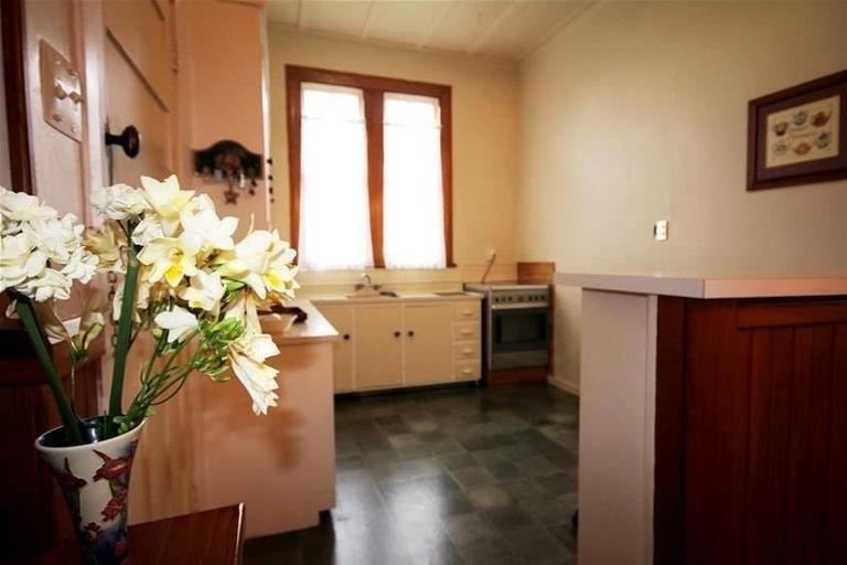 Photo of property in 50 Woodglen Road, Glen Eden, Auckland, 0602