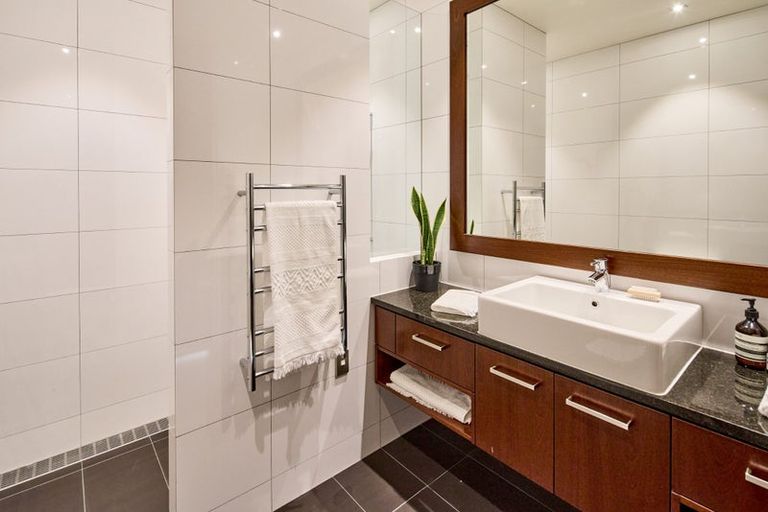 Photo of property in Chaffers Dock, 401/22 Herd Street, Te Aro, Wellington, 6011