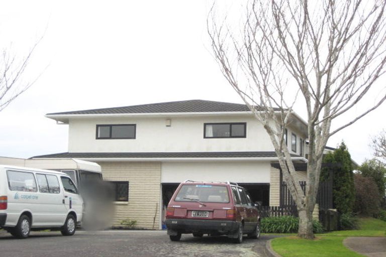 Photo of property in 14 Sequoia Grove, Merrilands, New Plymouth, 4312