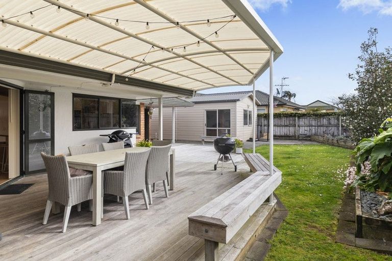 Photo of property in 9 Dan Bryant Place, Pukekohe, 2120