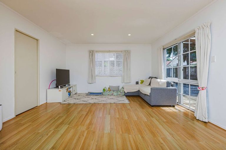 Photo of property in 13 Rimu Road, Manurewa, Auckland, 2102