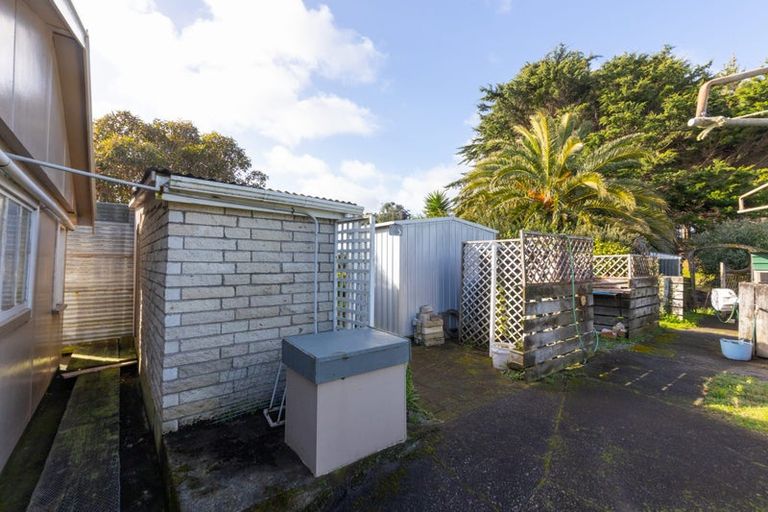 Photo of property in 37 Punga Street, Tangimoana, 4822