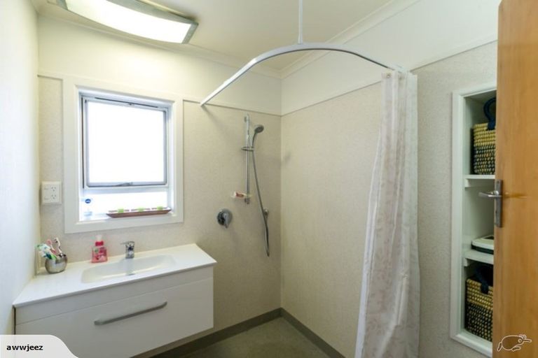 Photo of property in 31g Wallath Road, Westown, New Plymouth, 4310