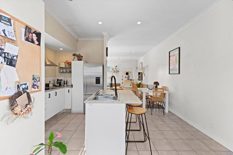 Photo of property in 12 Richmond Street, Fitzroy, New Plymouth, 4312