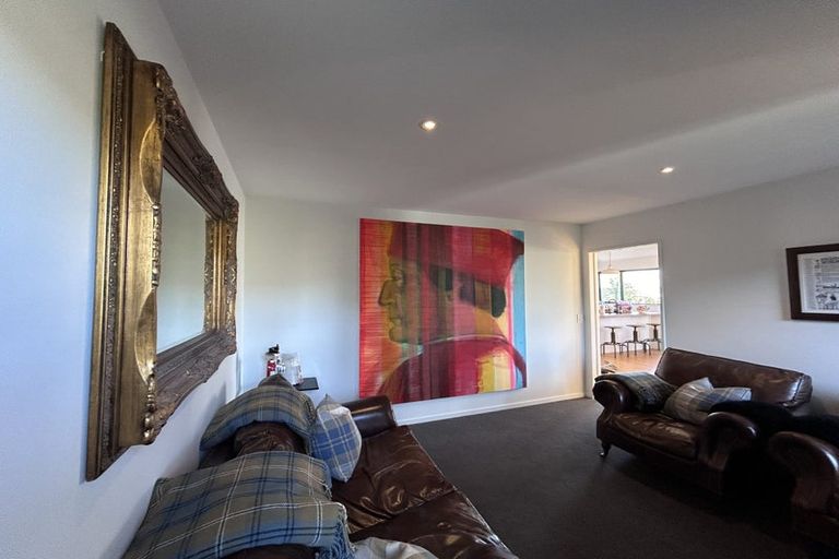 Photo of property in 2 Wanderer Lane, Jacks Point, Queenstown, 9371