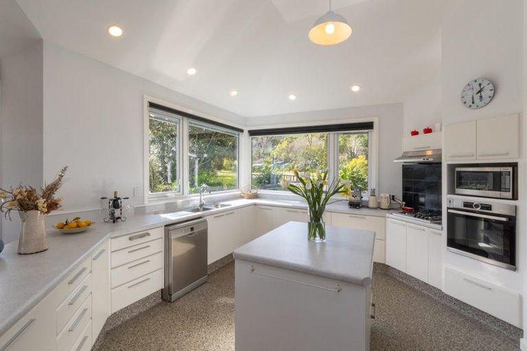 Photo of property in 6 Polson Hill Drive, Aokautere, Palmerston North, 4471