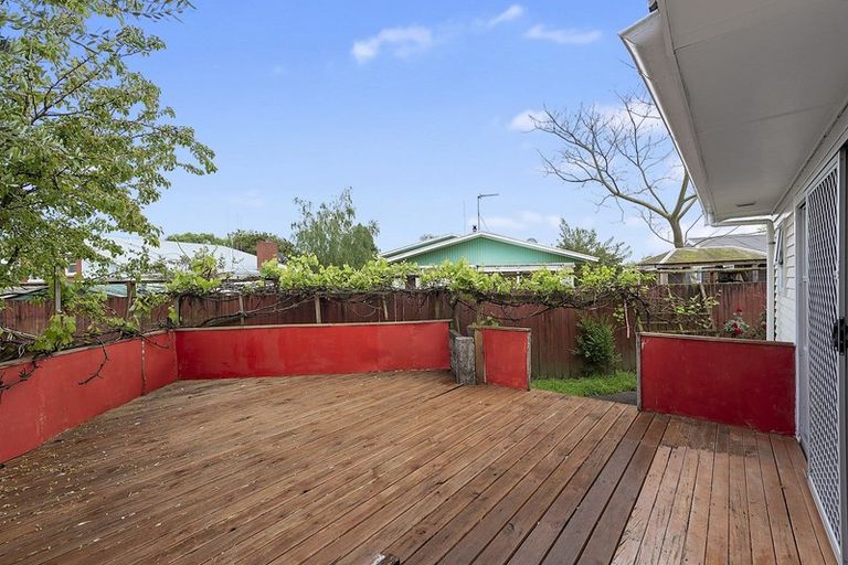 Photo of property in 12 Joanna Place, Deanwell, Hamilton, 3206