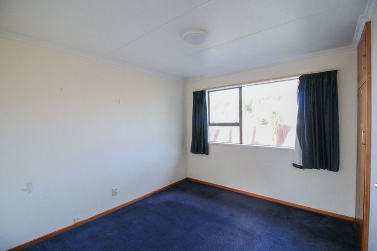 Photo of property in 15 Blackwater Street, Bluff, 9814