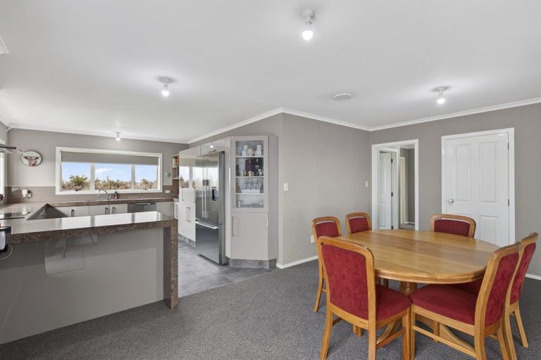Photo of property in 156 King Road, Inglewood, 4386