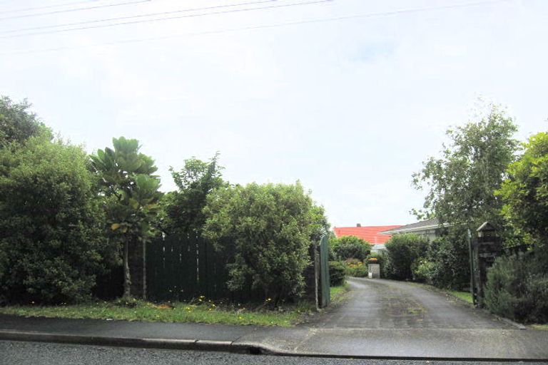 Photo of property in 3 Sherwood Road, Onerahi, Whangarei, 0110