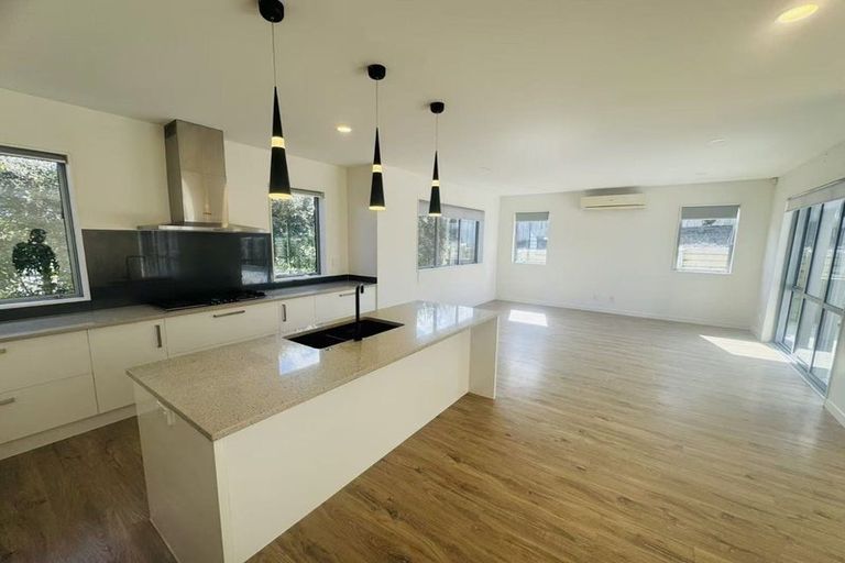 Photo of property in 59 Pitoitoi Drive, Riverhead, 0820