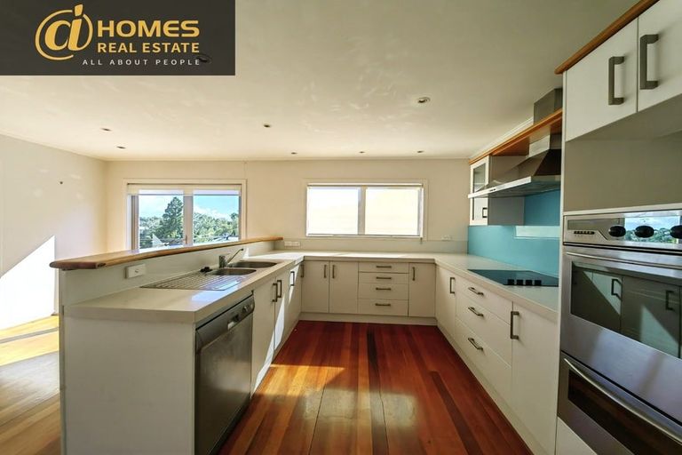 Photo of property in 4 Lynngate Place, Hillcrest, Auckland, 0627