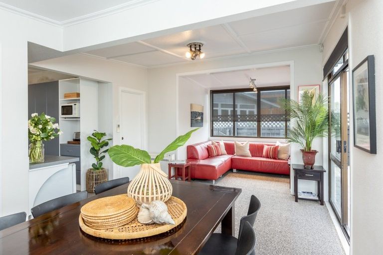 Photo of property in 12 Moori Road, Waimarama, 4294