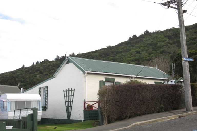 Photo of property in 31 Taupo Street, Ravensbourne, Dunedin, 9022