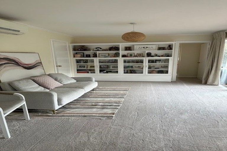 Photo of property in 112 Leinster Avenue, Raumati South, Paraparaumu, 5032