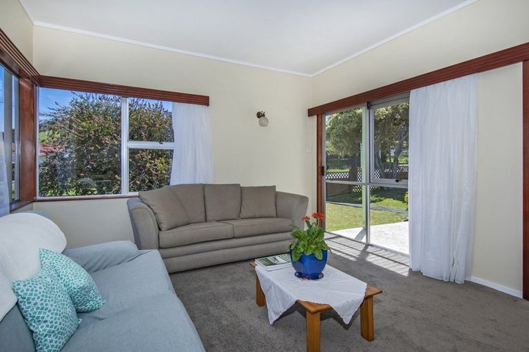 Photo of property in 44 King Street, Hikurangi, 0114